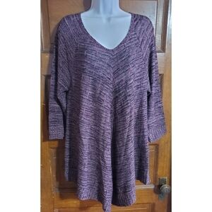 Avenue V-Neck 3/4 Sleeve Long Sweater